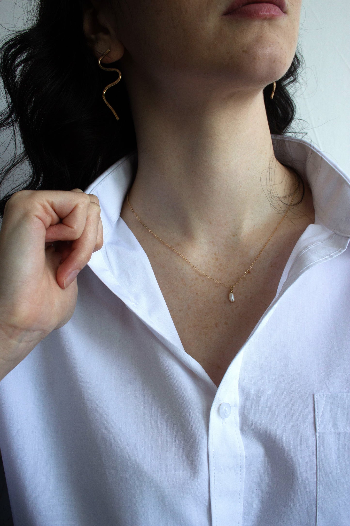 Freshwater pearl dainty necklace