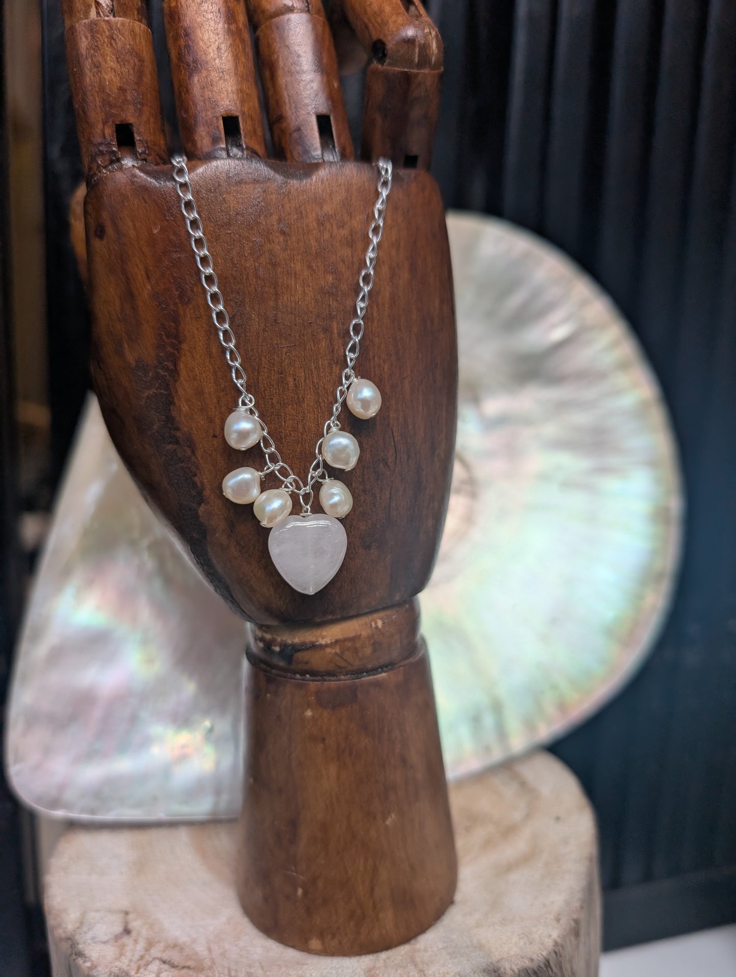 Rose quartz and freshwater pearl bracelet