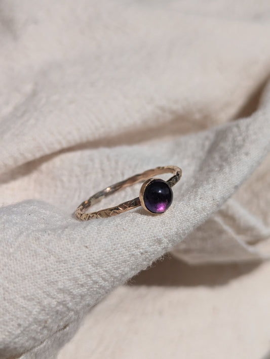 Gold amethyst ring