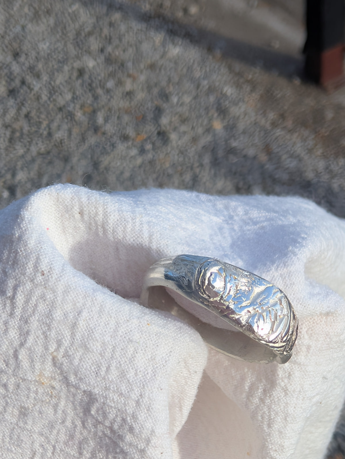 Contour ring 2