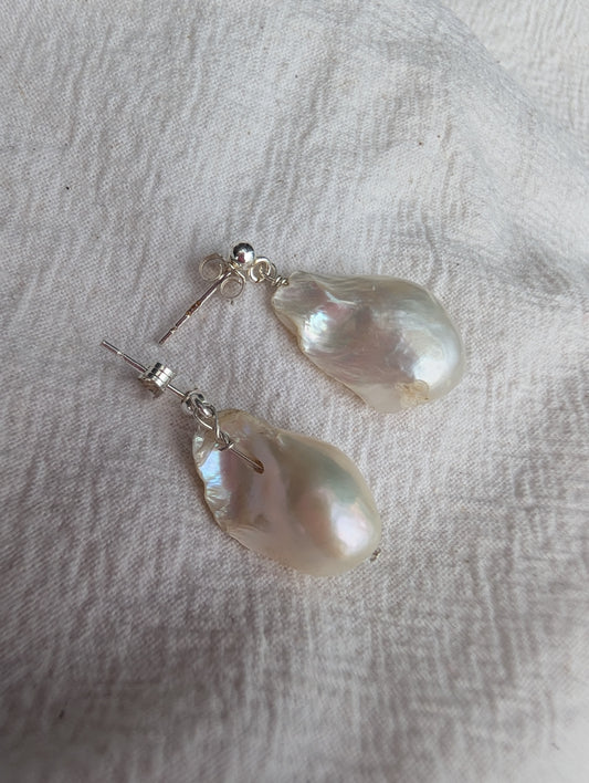 Statement freshwater pearl drop studs