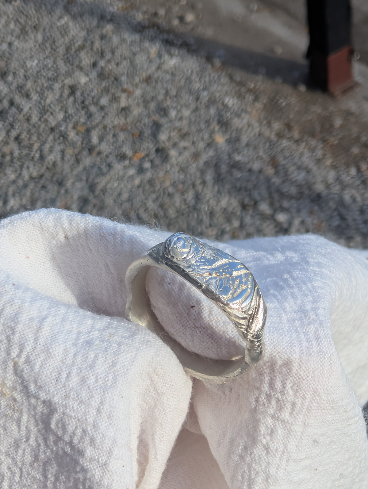 Contour ring 2