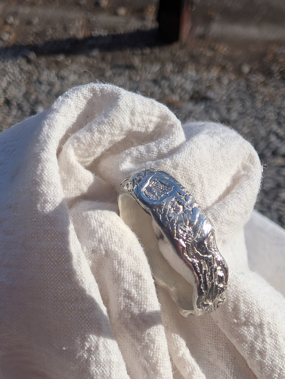 Contour ring 1